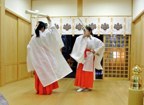 愛知 一宮市 白山神社公式サイト 一柳直盛縁の宮 病気平癒祈願の宮